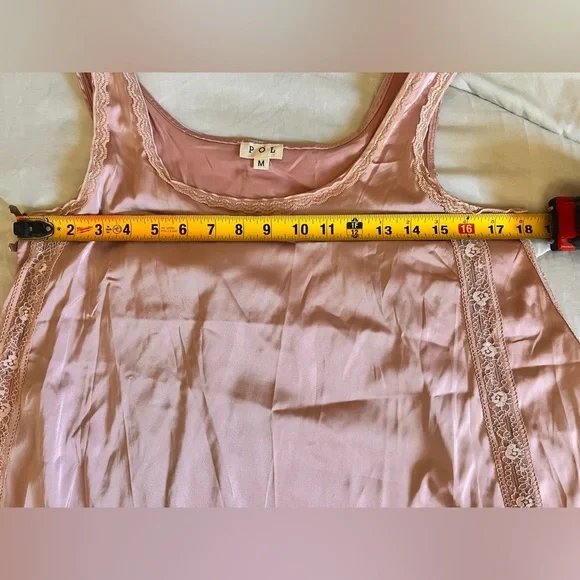 POL Pink lace Embellished Sleeveless Tank Top NWOT has small deodorant markings - Picture 6 of 7